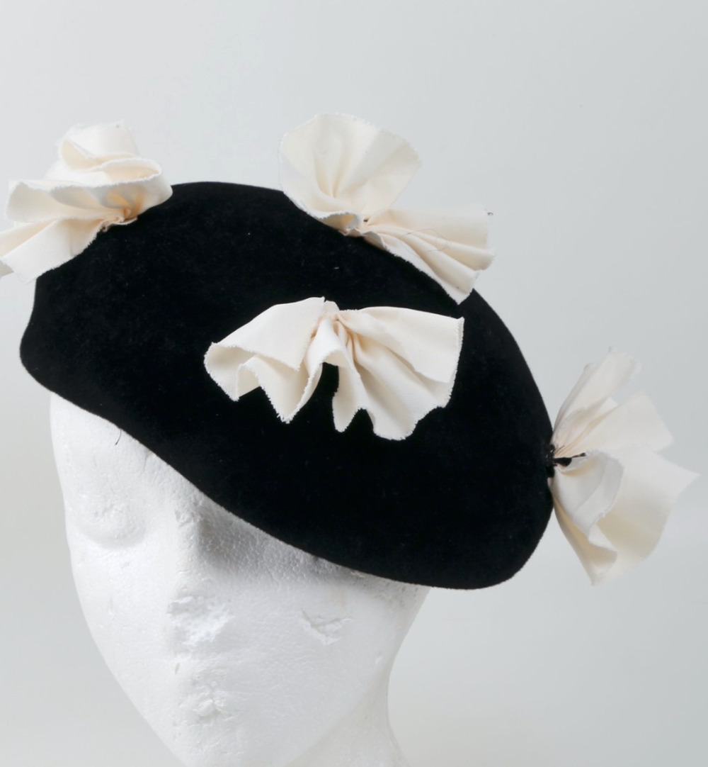 Vintage 1950s Black Velour Ruffle Rosette Beret Pillbox Fascinator Cocktail Hat